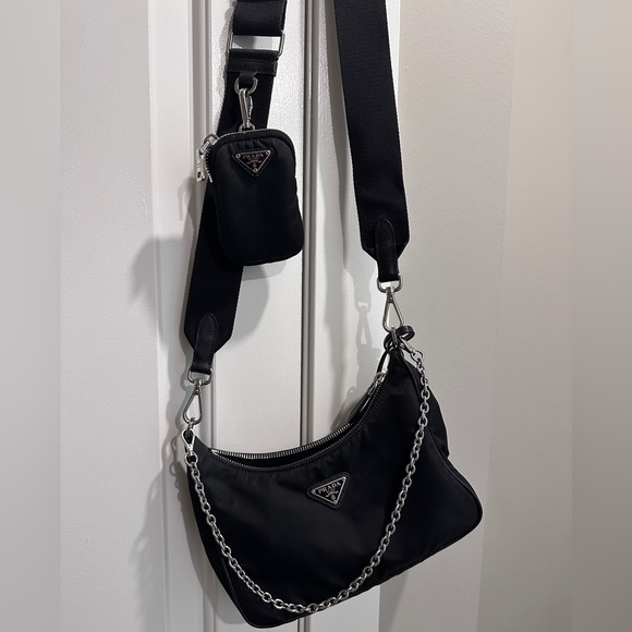 Prada Re-Edition 2005 Re-Nylon bag - Picture 2 of 5